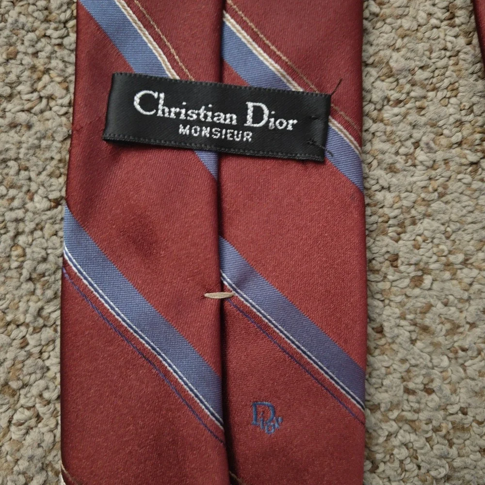 Vintage CHRISTIAN DIOR Men Tie OS Red Striped Classic Professional